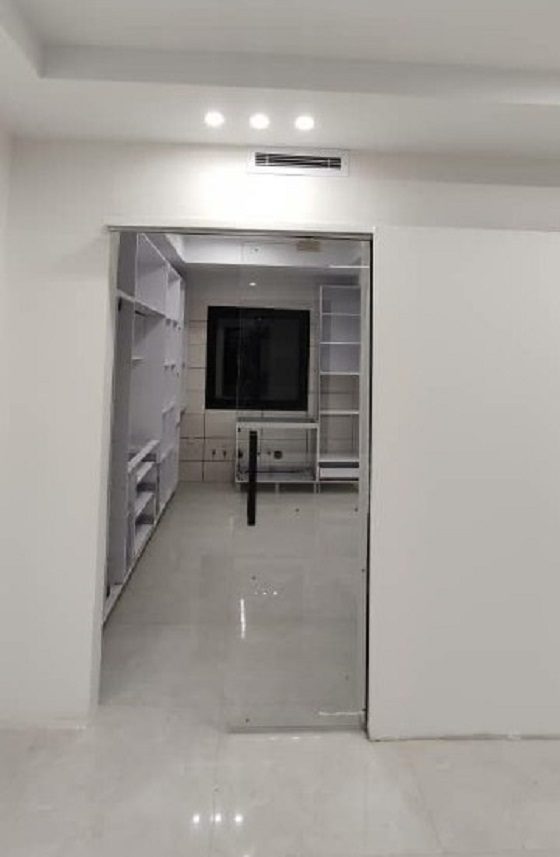 درب کشویی توکار شیشه ای