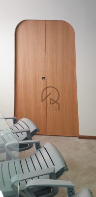 اجرای درب ریلی اتاق کنفرانس به طراحی آقای مهندس الله یاری